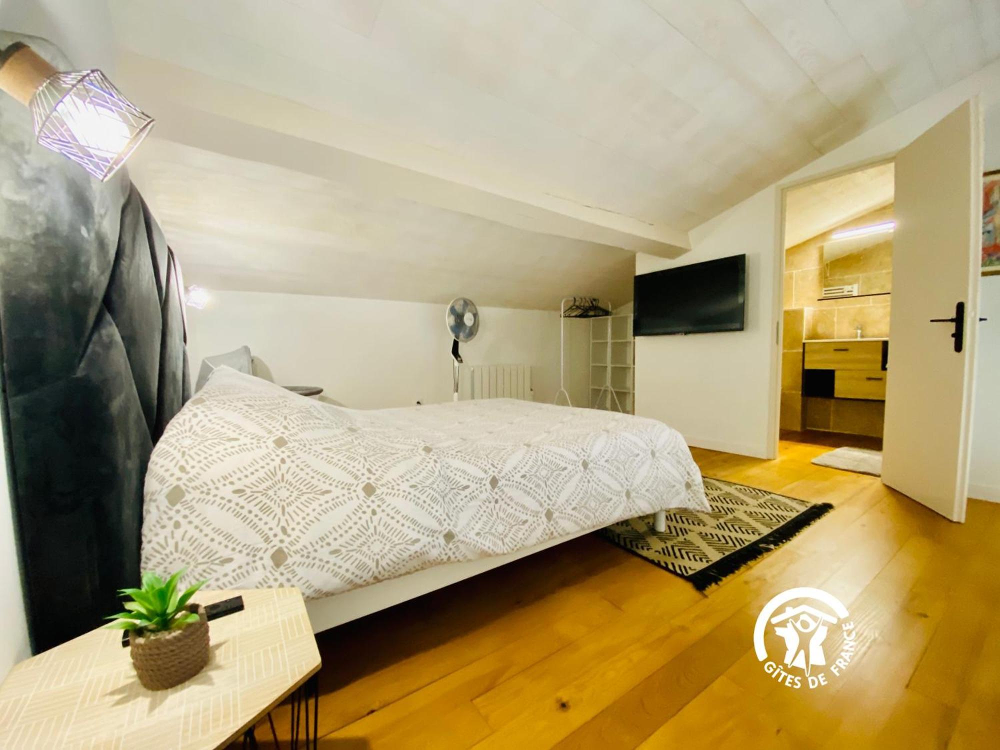 קרקסון Loft Cocon Climatise - Imprenable Vue Sur Le Chateau Comtal מראה חיצוני תמונה