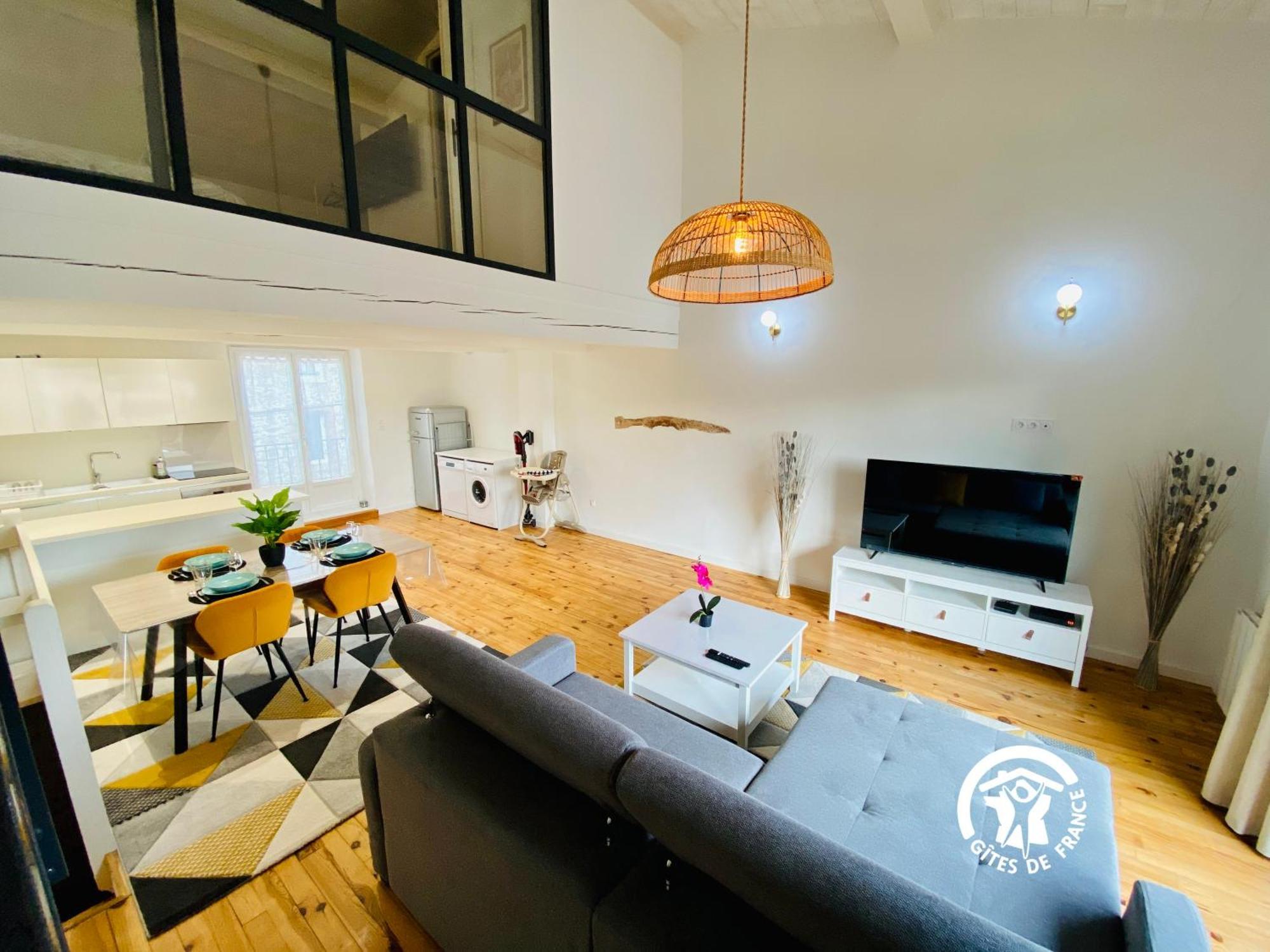קרקסון Loft Cocon Climatise - Imprenable Vue Sur Le Chateau Comtal מראה חיצוני תמונה