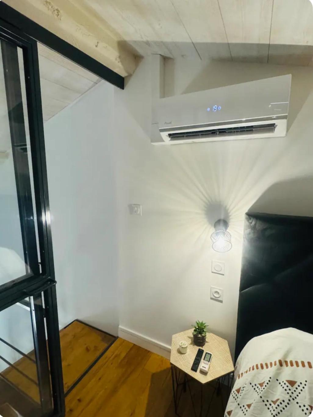 קרקסון Loft Cocon Climatise - Imprenable Vue Sur Le Chateau Comtal מראה חיצוני תמונה